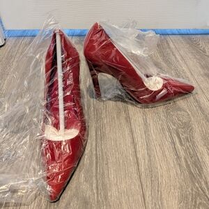 Good American Bold Red Heels